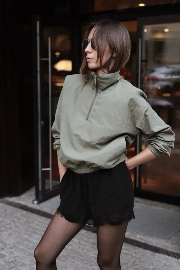 Bluza-ISLA-olgaJAHR-oliwkowy-ortalion-03 bluza isla olgajahr oliwkowy ortalion 03